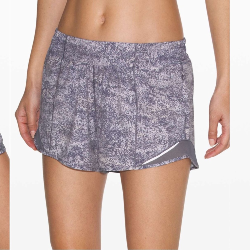 Lululemon Hotta Hot Shorts 4”